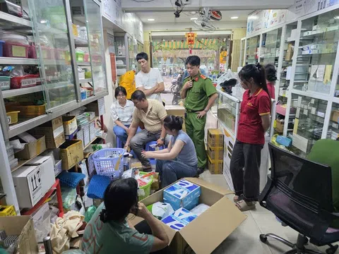TP.HCM: Triệt phá đường dây sản xuất, mua bán trái phép chất độc thạch tín dùng trong nha khoa