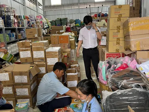 Hậu Giang: Tạm giữ trên 3.300 quyển sách giáo khoa có nhãn, bao bì hàng hóa có dấu hiệu giả mạo nguồn gốc, xuất xứ của Nhà xuất bản Giáo dục Việt Nam